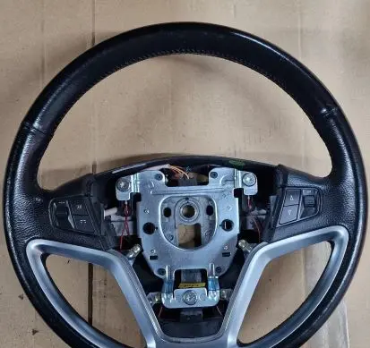 Opel Antara Steering wheel