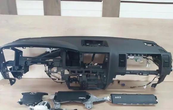 Toyota Tundra II Dashboard TUNDRADESKA