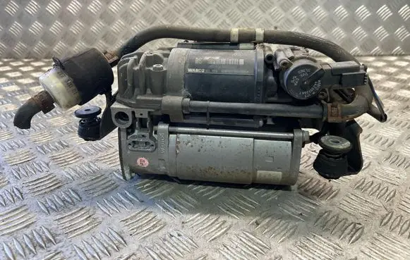 Mercedes-Benz CLS C218 X218 Air suspension compressor/pump A2123200404