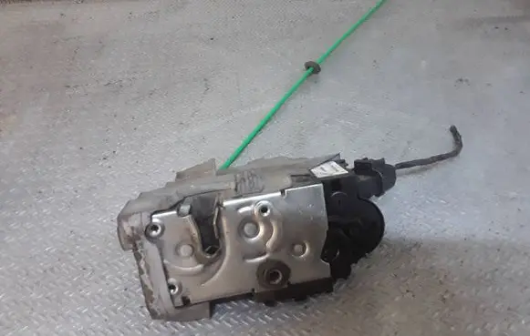 Fiat Croma Rear door lock 71752216