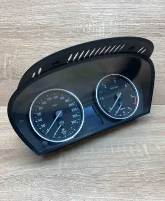 BMW 5 E60 E61 Speedometer (instrument cluster) 9177261 110080213 120514