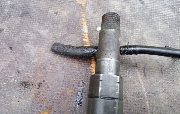 Ford Transit Fuel injector 005612