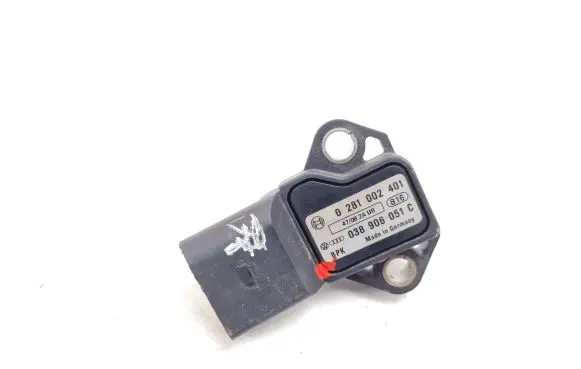 Volkswagen Touran II Air pressure sensor 0281002401 038906051C