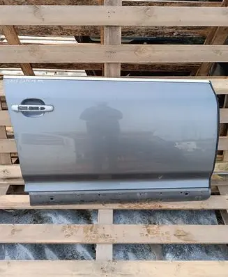 Porsche Cayenne (9PA) Front door NOCODE