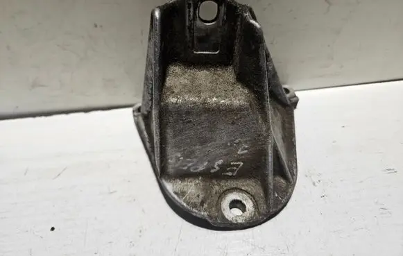 Renault Espace II Gearbox mounting bracket 