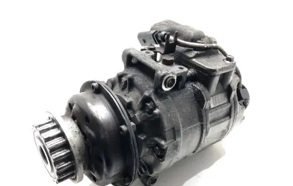 Volkswagen Transporter - Caravelle T5 Air conditioning (A/C) compressor (pump) 447180-8623