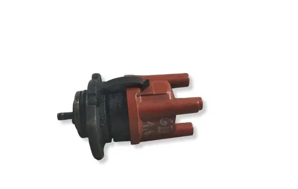 Volkswagen Golf III Spark distributor 0237521061 030905205AB