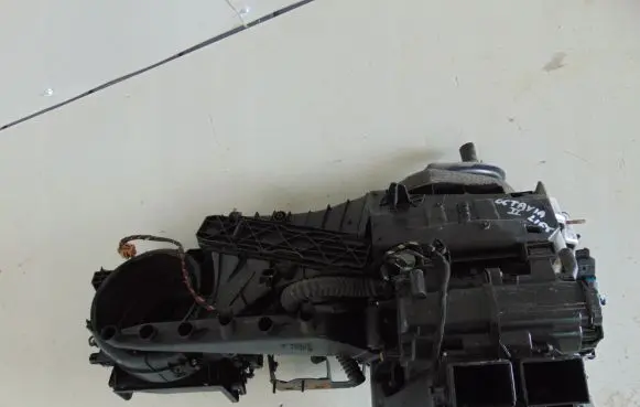 Skoda Octavia Mk2 (1Z) Interior heater climate box assembly 6y1820003k