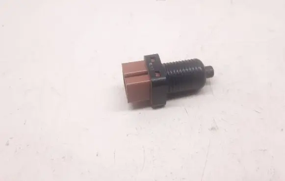 Peugeot 406 Clutch pedal sensor 