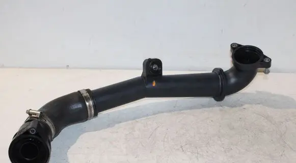 Intercooler hose/pipe