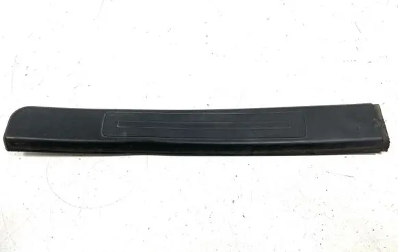 Audi A3 S3 A3 Sportback 8P Rear sill trim cover 8P4853558C 8P4853558D 8P4853558F