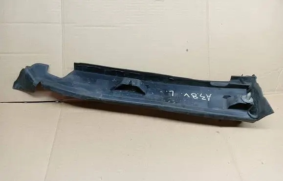 Audi A3 S3 8V Fender end trim 8V0821169D