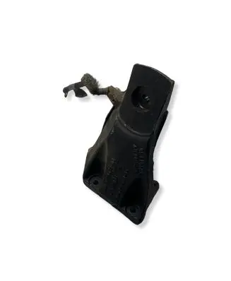 BMW 5 E60 E61 Engine mounting bracket 6771072 11025 GJS40015