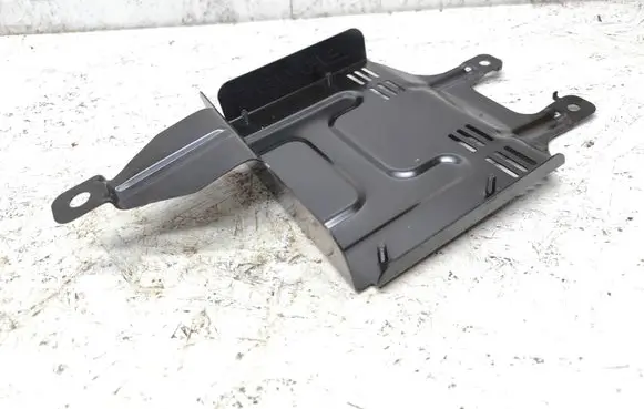 Mazda 6 Sound amplifier holder/bracket GM1BB69 25587010
