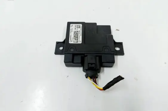 Skoda Octavia Mk4 Engine control unit/module 5E3035335