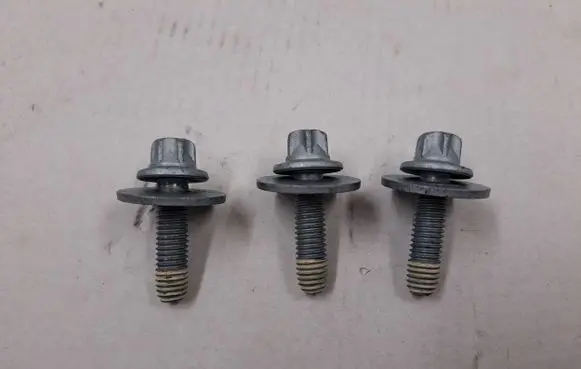 BMW X5 G05 Nuts/bolts 6893691