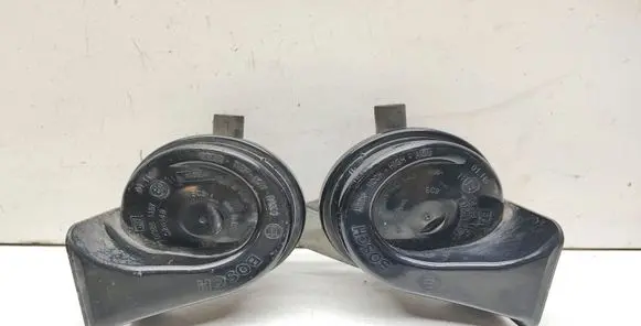 BMW X3 E83 Horn signal 703881157