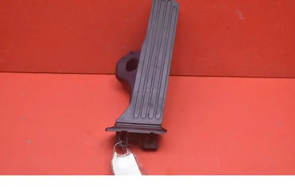 Volkswagen Golf IV Accelerator throttle pedal 1K1721503L