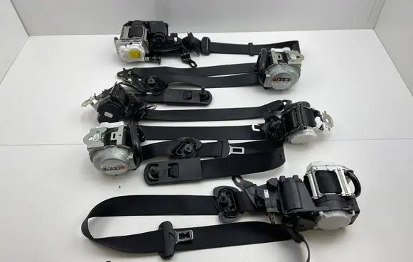 BMW X7 G07 Set of seat belts 5A70915 A026D646 6998171
