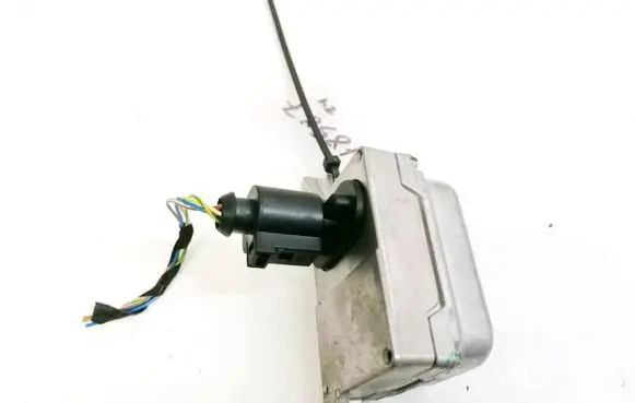 Volkswagen Golf V ESP acceleration yaw rate sensor 1K0907655B 10.0985-0320.4