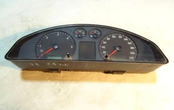 Volkswagen Transporter - Caravelle T5 Speedometer (instrument cluster) 88311346