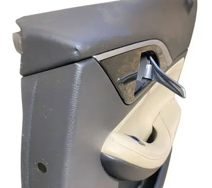 Infiniti QX30 Rear door card panel trim 829225DA0A