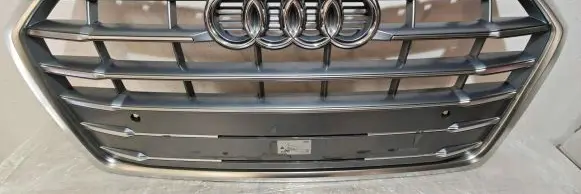Audi Q5 SQ5 Front bumper upper radiator grill 80a853651c
