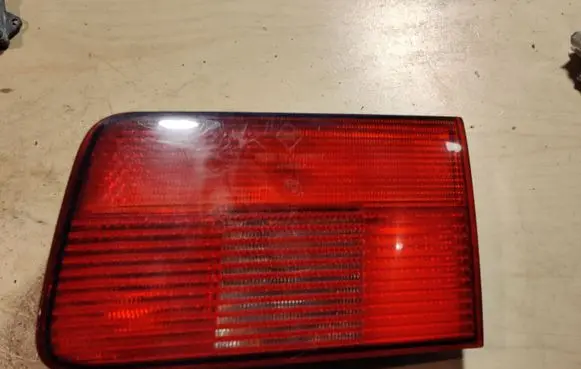 BMW 5 E39 Tailgate rear/tail lights 8371326 8361674