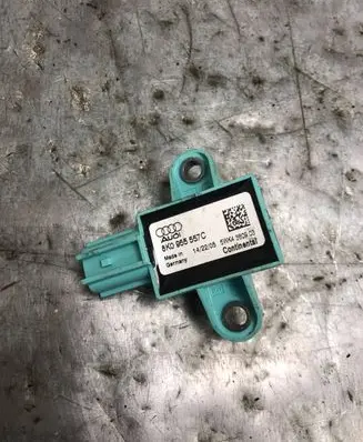 Audi A4 S4 B8 8K Airbag deployment crash/impact sensor 8K0955557C