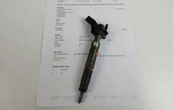 Jeep Commander Fuel injector A6420700587
