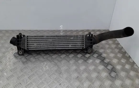 Ford Mondeo Mk III Intercooler radiator 1S7Q9L440AF 868963A 2S7Q6K769AC
