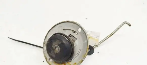 Ford Fiesta Front door lock (next to the handle) 