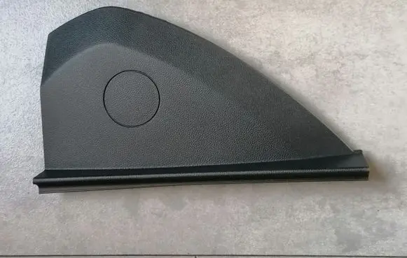 Renault Trafic III (X82) Dashboard side end trim 689213572R 2700385X T0544787