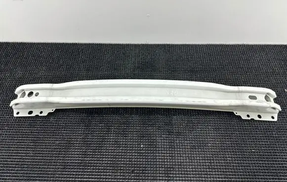 Volvo V70 Front bumper cross member 30791152