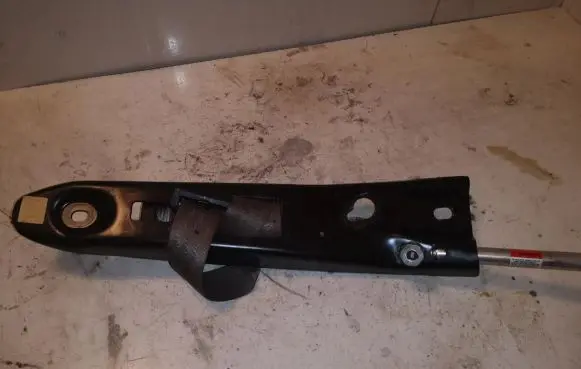 Volvo XC90 Front seatbelt C348