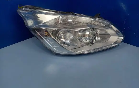Ford Transit Headlight/headlamp BK2113D152BF