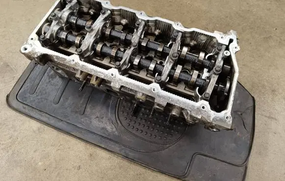 Nissan Navara D40 Engine head YD25DDTI