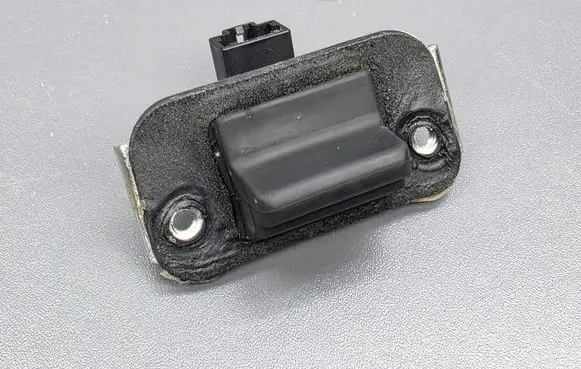 Honda Accord Tailgate opening switch M10444