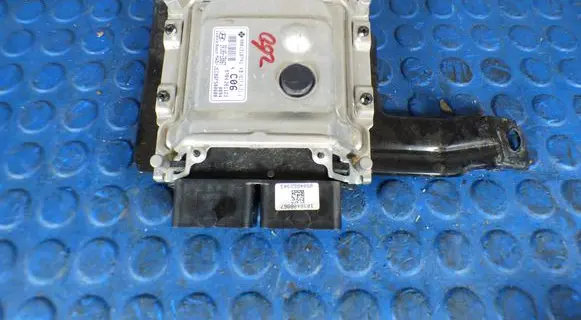 Hyundai Elantra VI Engine control unit/module ECU CART391052B067 391052B067 8704281123