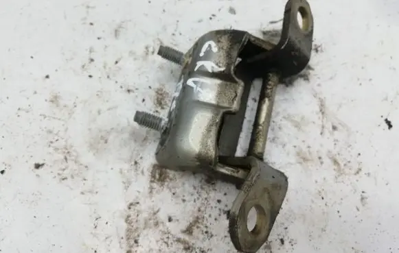 Nissan Primera Rear door upper hinge NOCODE