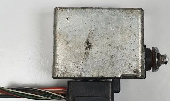 Mercedes-Benz COMPAKT W115 Light relay J590C