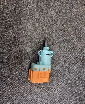 Land Rover Range Rover Velar Brake pedal sensor switch HK839G854AC HK839G854
