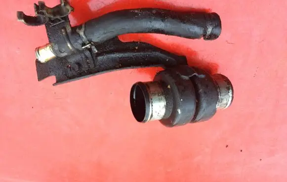 Nissan Primera Intercooler hose/pipe