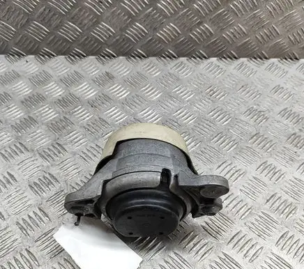 Mercedes-Benz E W213 Engine mount bracket A2132405300
