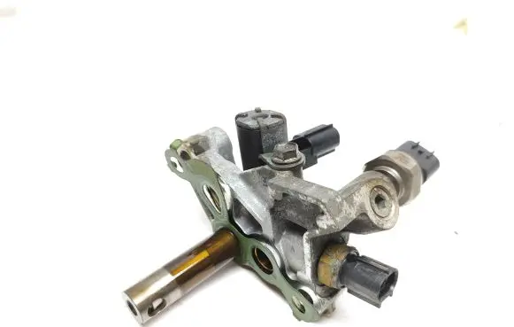 Toyota C-HR I Camshaft vanos timing valve 8352060060 60060 8141