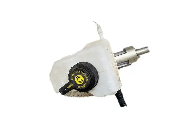 Master brake cylinder