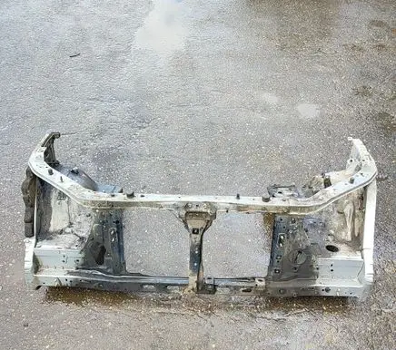 Mitsubishi L200 Front bodywork piece