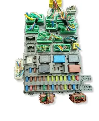 Honda FR-V Fuse module SJDG010 BG105552