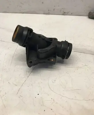 BMW 5 E60 E61 Thermostat/thermostat housing 7785053 7785052