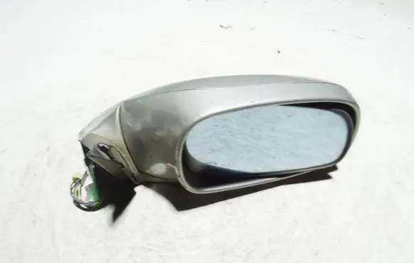 Mitsubishi Sigma Front door electric wing mirror 01817